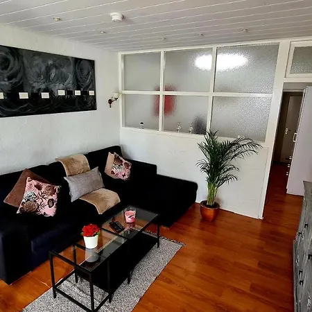 Roos 3* ファルケンブルフ