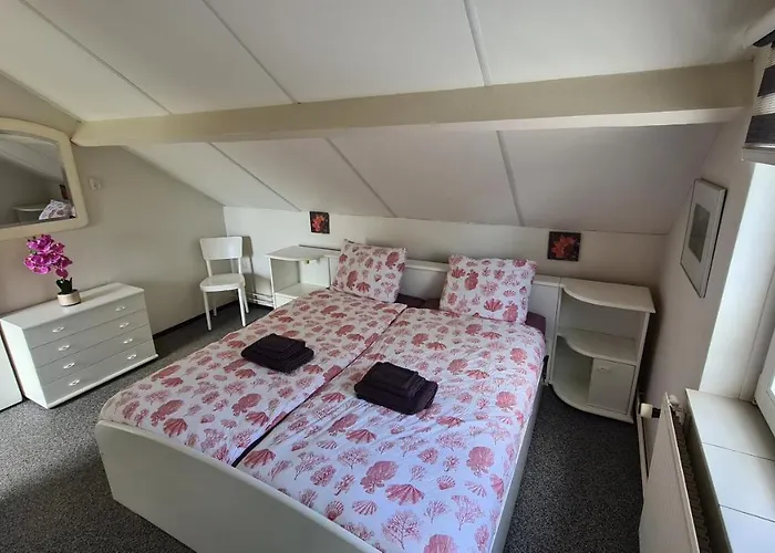 Roos Lejlighedshotel