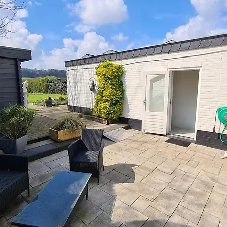 Roos شقة فندقية 3*